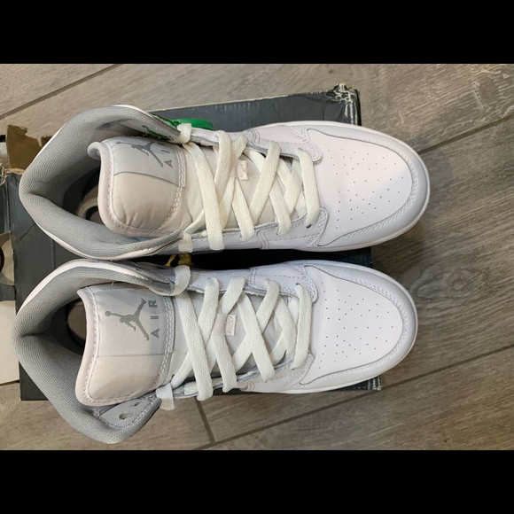 Jordan 1 mid white - Picture 5 of 6